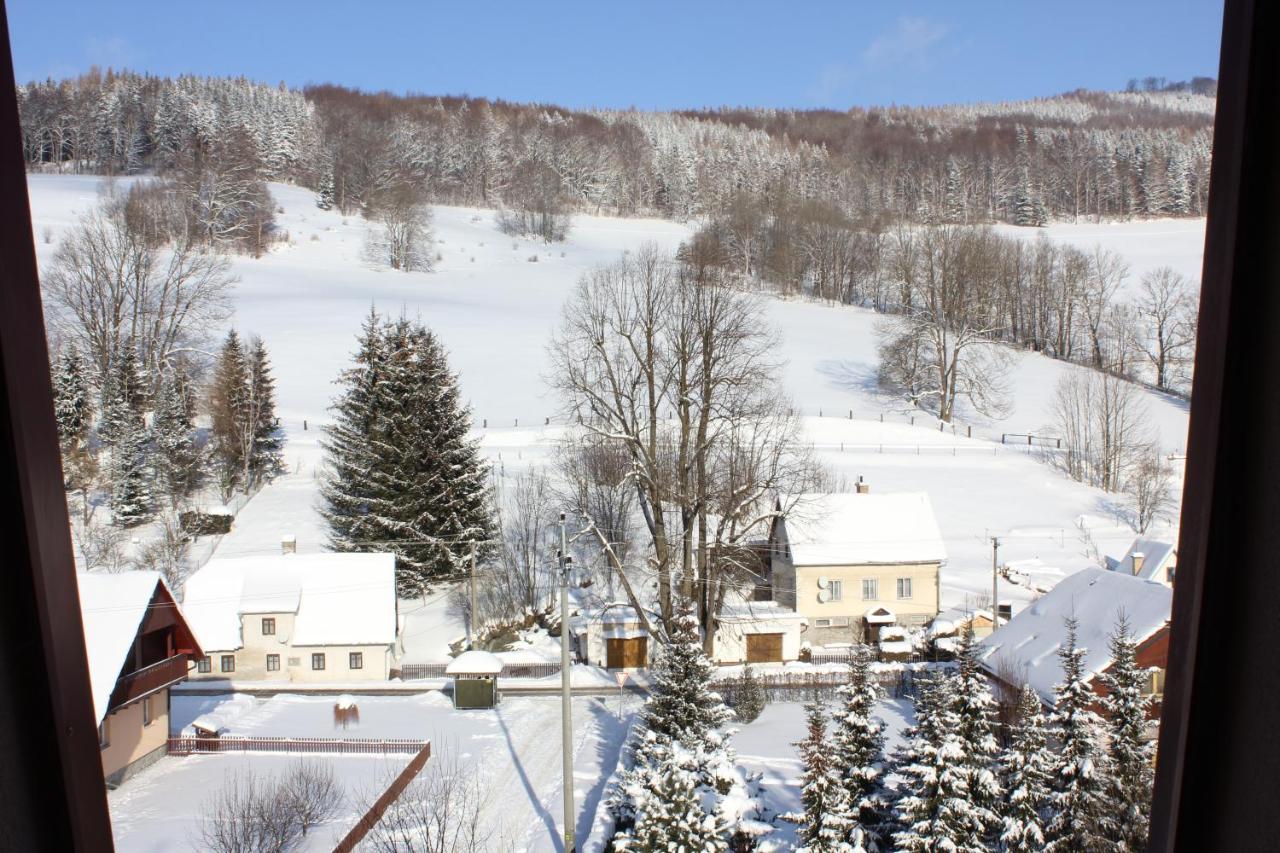 Apartmán Škrovanová Horni Lipova Exteriér fotografie